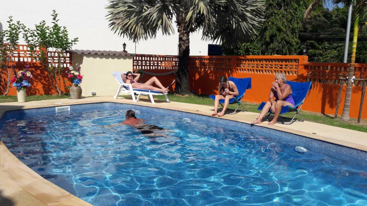Residence Chez Nous Phuket Rawai エクステリア 写真