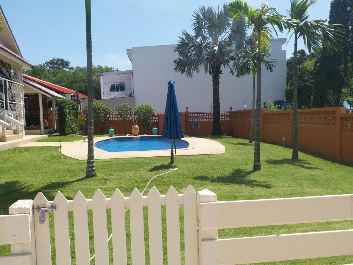 Residence Chez Nous Phuket Rawai エクステリア 写真
