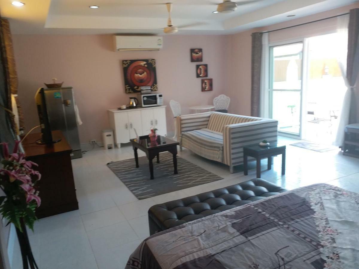 Residence Chez Nous Phuket Rawai エクステリア 写真