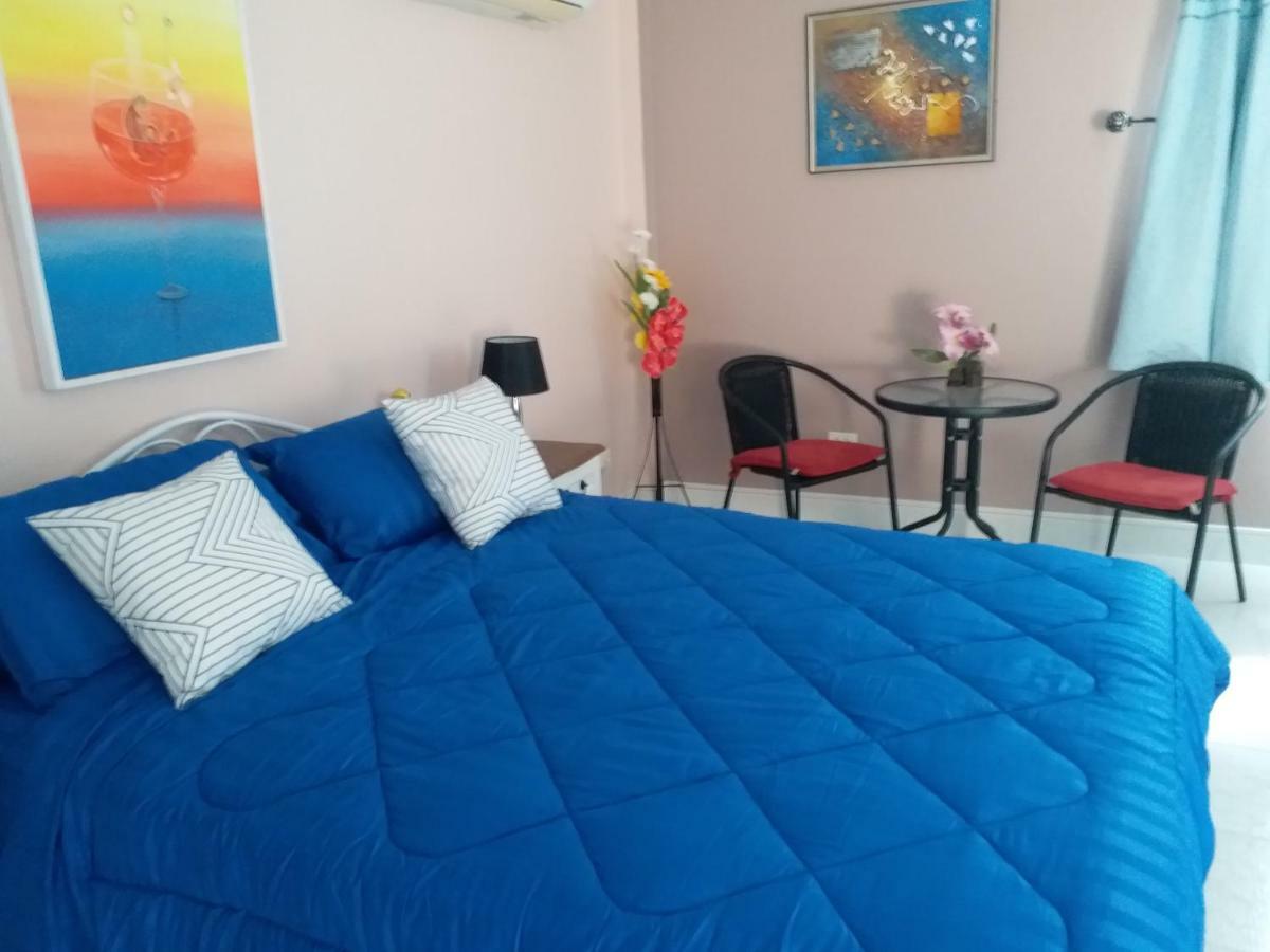 Residence Chez Nous Phuket Rawai エクステリア 写真