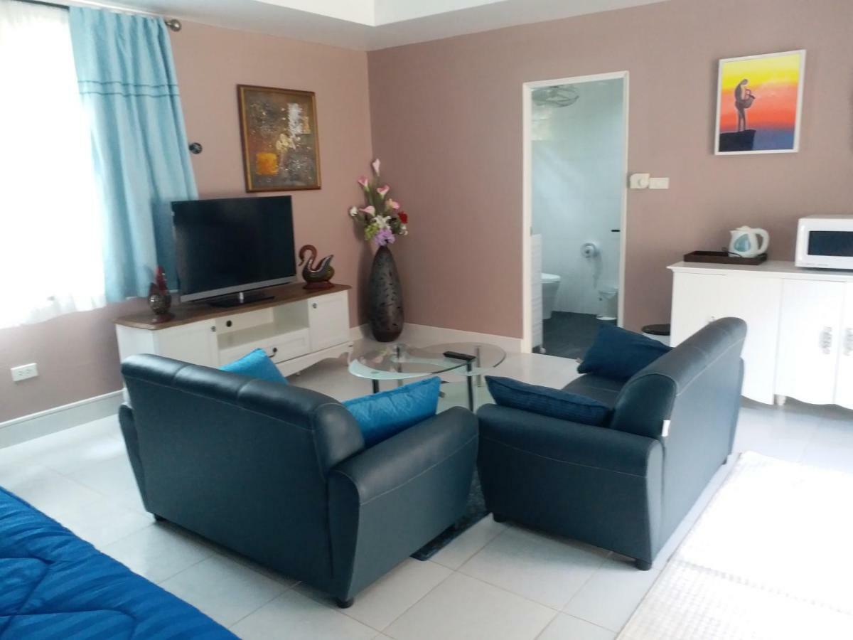 Residence Chez Nous Phuket Rawai エクステリア 写真