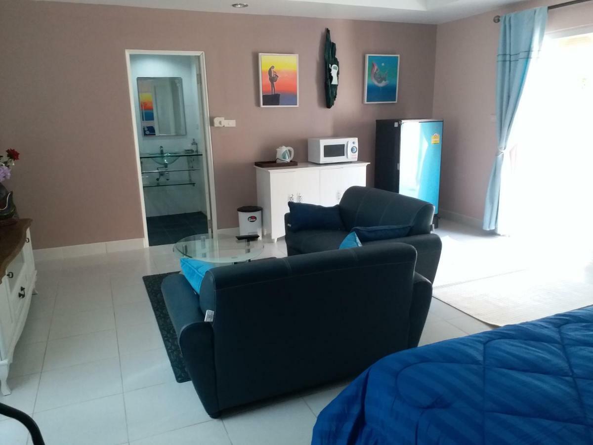Residence Chez Nous Phuket Rawai エクステリア 写真