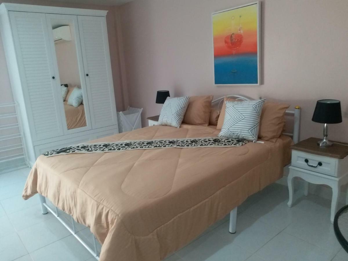 Residence Chez Nous Phuket Rawai エクステリア 写真